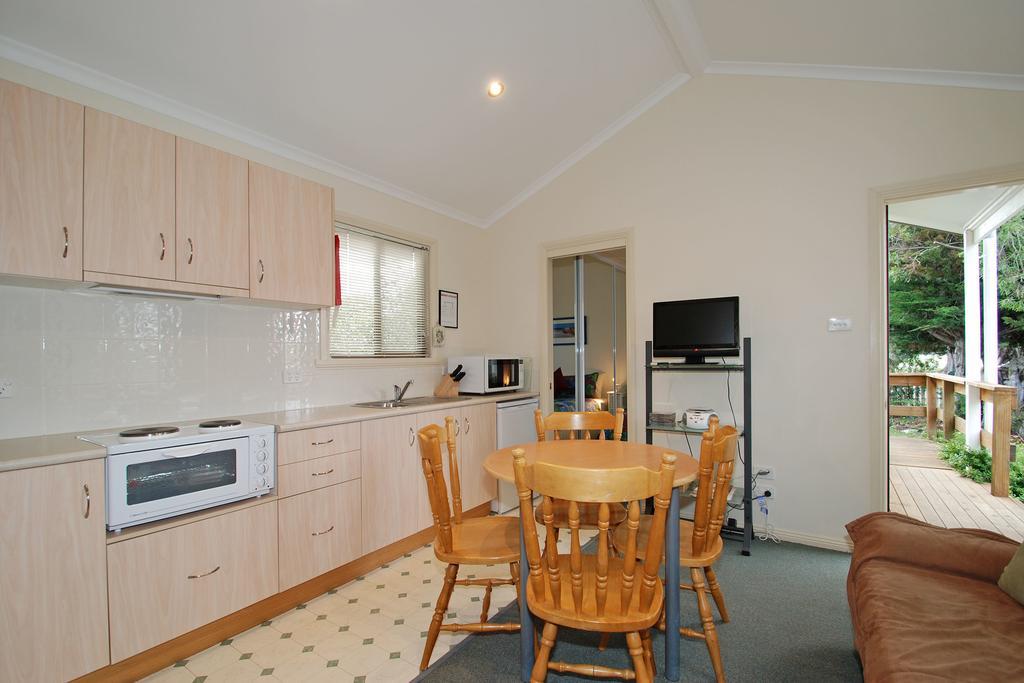 Triabunna Cabin & Caravan Park Eksteriør billede